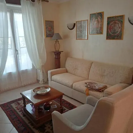 Dallo Chef דירה אאוסטה